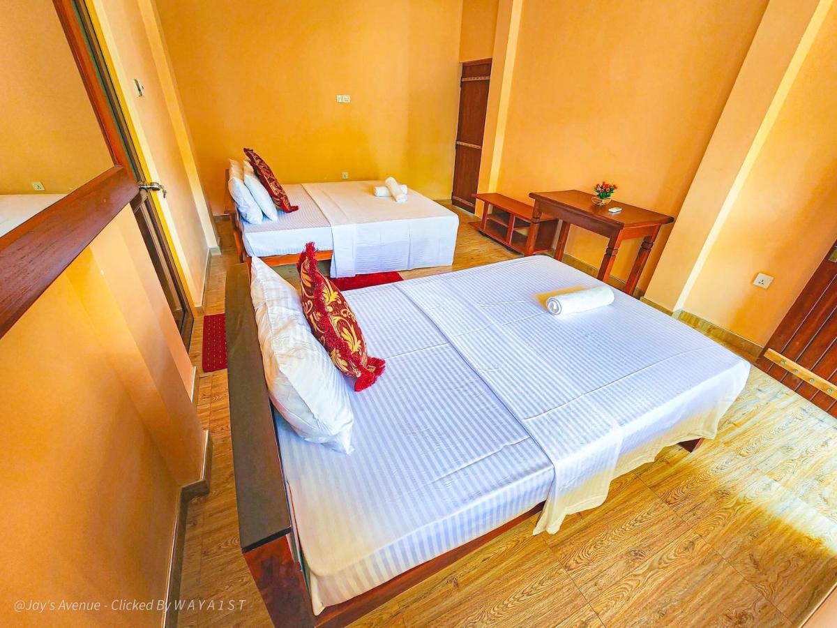 Hotel Jay'S Avenue Udawalawe Exterior foto